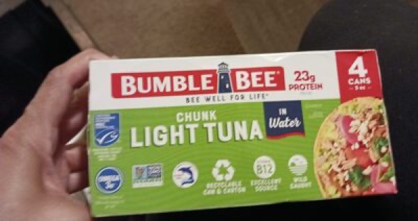 Bumble Bee Chunk Light Tuna in Water package